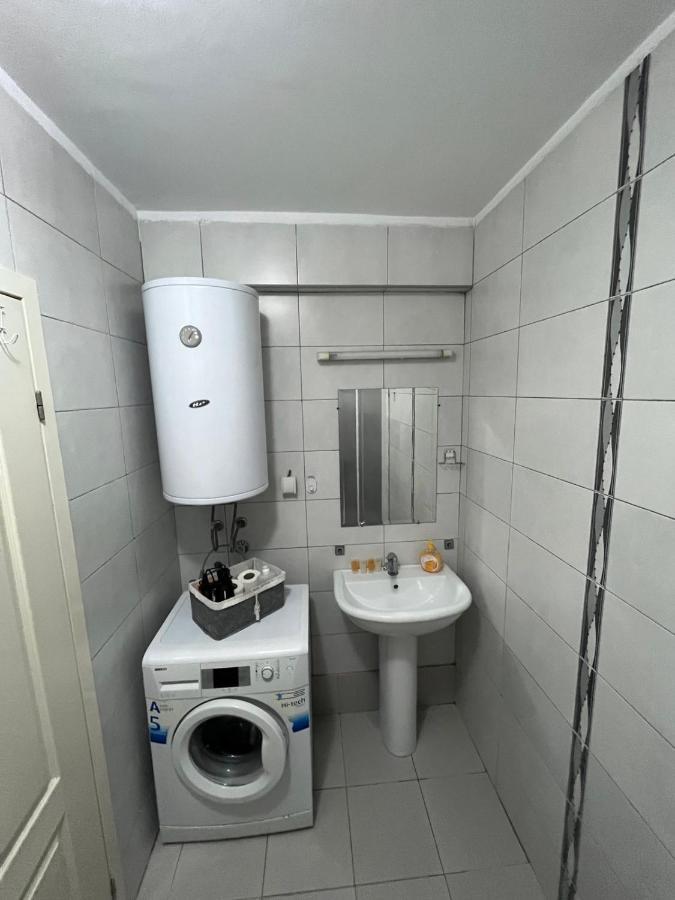 Vortex Apartment Skopje Ngoại thất bức ảnh
