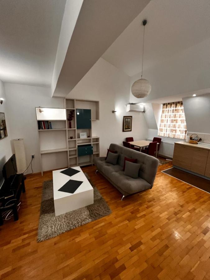Vortex Apartment Skopje Ngoại thất bức ảnh